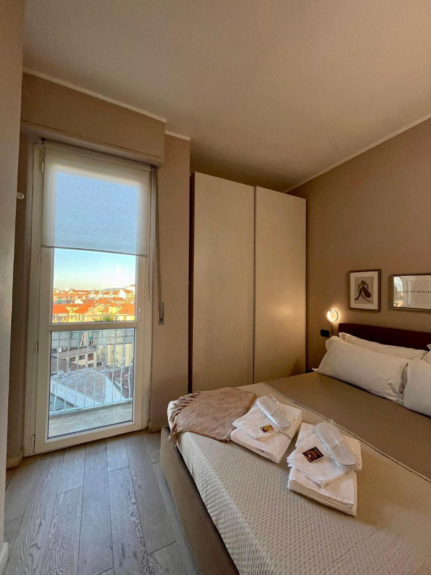 Attico Ellen Terrazza Con Vista Apartment Turin Exterior photo