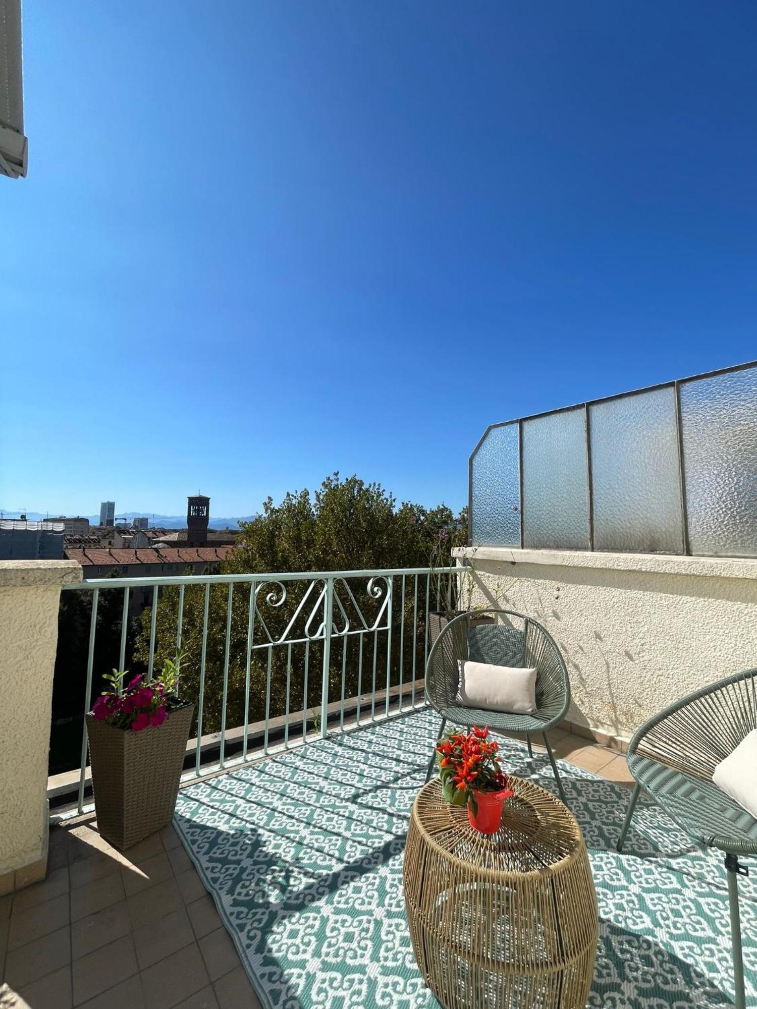 Attico Ellen Terrazza Con Vista Apartment Turin Exterior photo